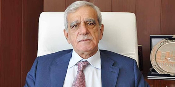 Kürt siyasetçi Ahmet Türk