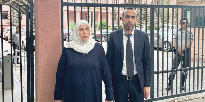 Şenyaşar Ailesi Adalet Bakanlığı önünde