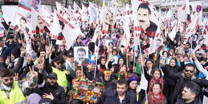 Öcalan'a özgürlük eylemi / Düsseldorf - Foto: Deniz Babir