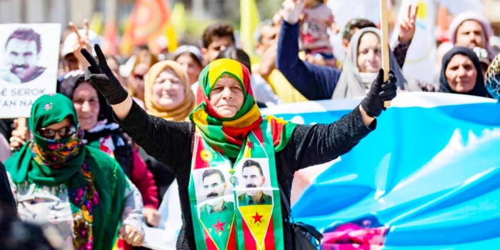 Kürt halkı eylemde. Foto: Delil Souleiman AFP