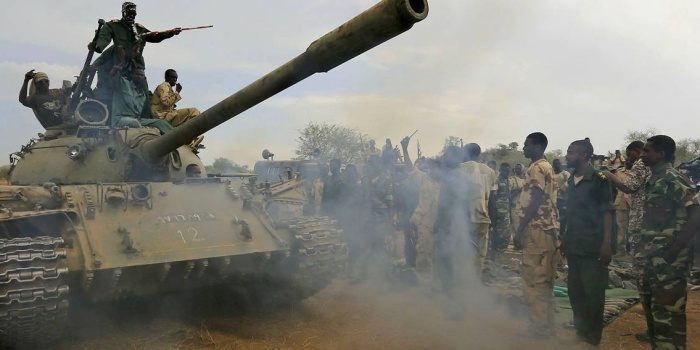 Sudan'da Ordu ve HDK güçleri arasında çatışma Foto: AFP