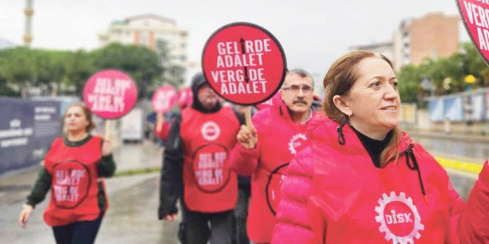 DİSK “vergide adalet, gelirde adalet” yürüyüşü
