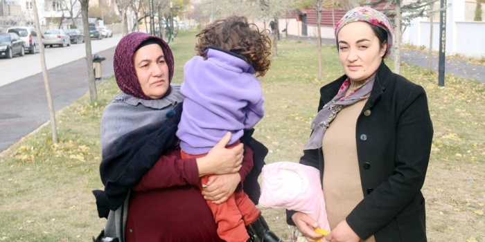 Ayfer Şahin ve kızı Şehriban Mamuk