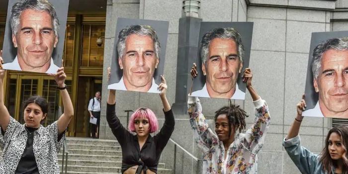 Jeffrey Epstein protesto / Foto:AFP