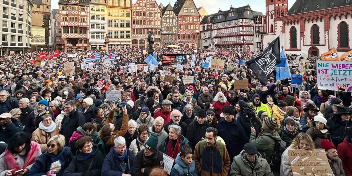 Frankfurt ırkçılığa karşı eylem