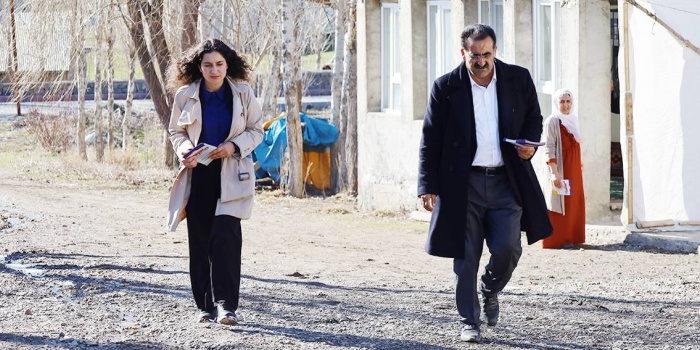 DEM Parti Milazgir Eşbaşkan adayları Gülistan Özel ve Ahmet Kenan Türker