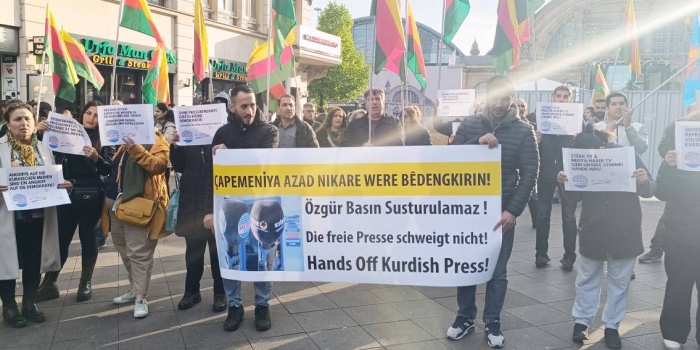 Kürt televizyonlarına yönelik polis baskınına karşı eylem