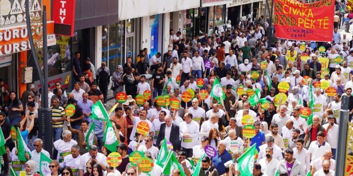 “Kürtçeye statü, Kürtçe eğitim