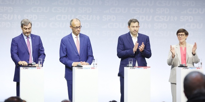 Almanya hükümet/ foto:AFP