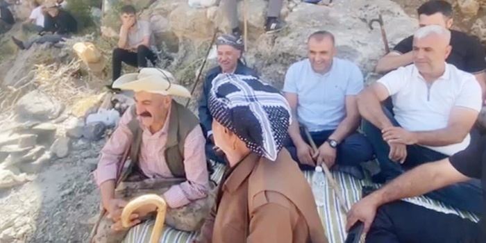 Qileban maden köylüler nöbet