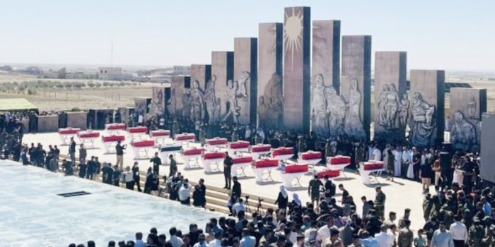 Şengal’de şehitler için tören