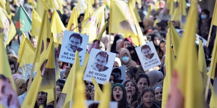 Uluslarası Komplo protesto