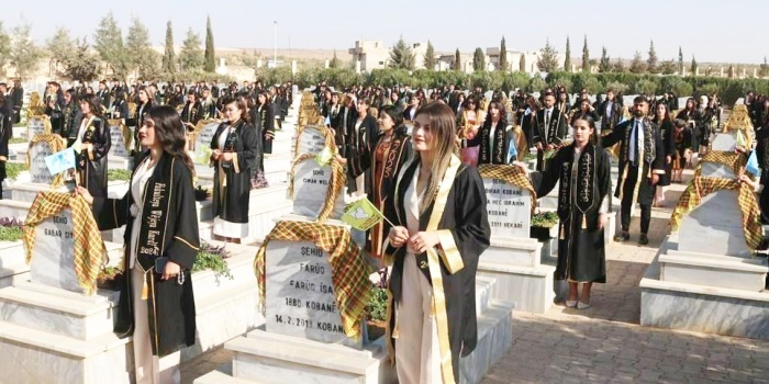 Kobanê Üniversitesi mezuniyet