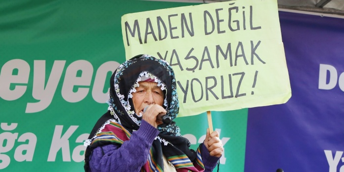 Dêrsim'de talana karşı miting