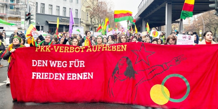 PKK yasağı protesto