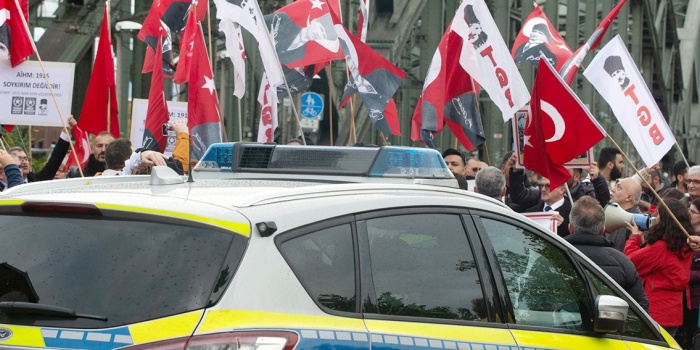suç işleyen Türkler/AFP