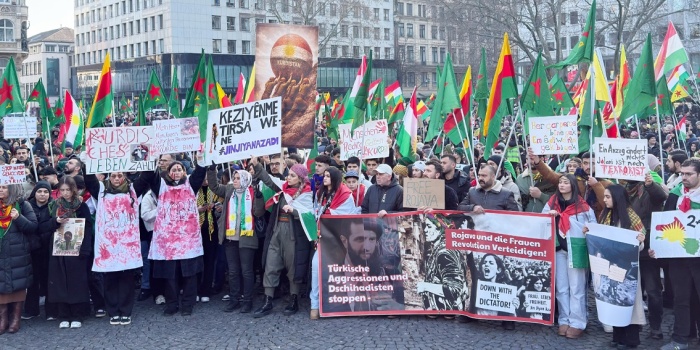 Rojava eylemi, Frankfurt