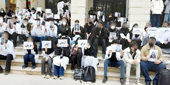 Öğrenciler protesto, İran