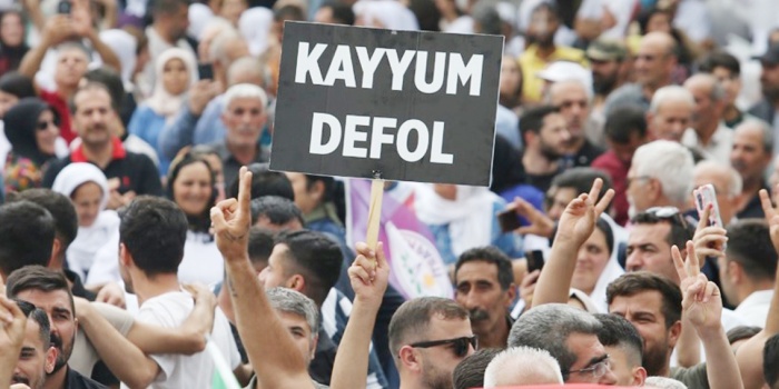 Kayyum protesto