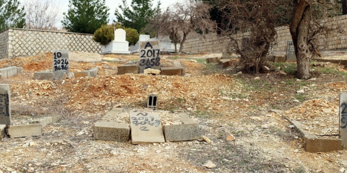 Kimsesizler mezarlığı