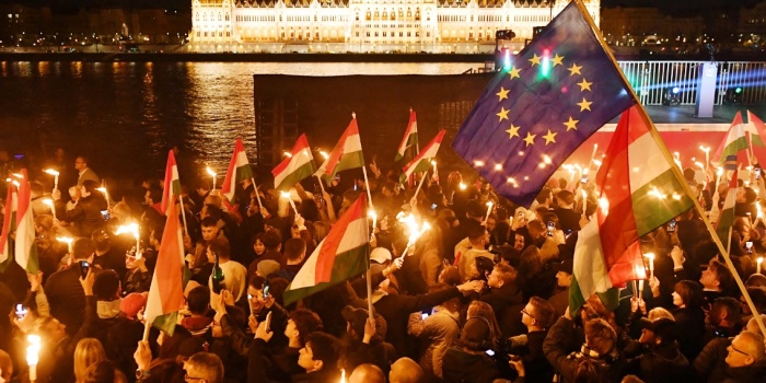 Macaristan seçim kutlaması/foto:AFP